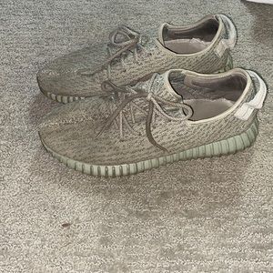 Yeezy Moonrocks